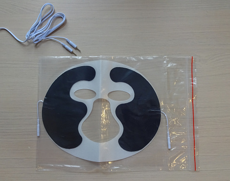 SELF-ADHESIVE GEL ELECTRODE FOR CARE FACE